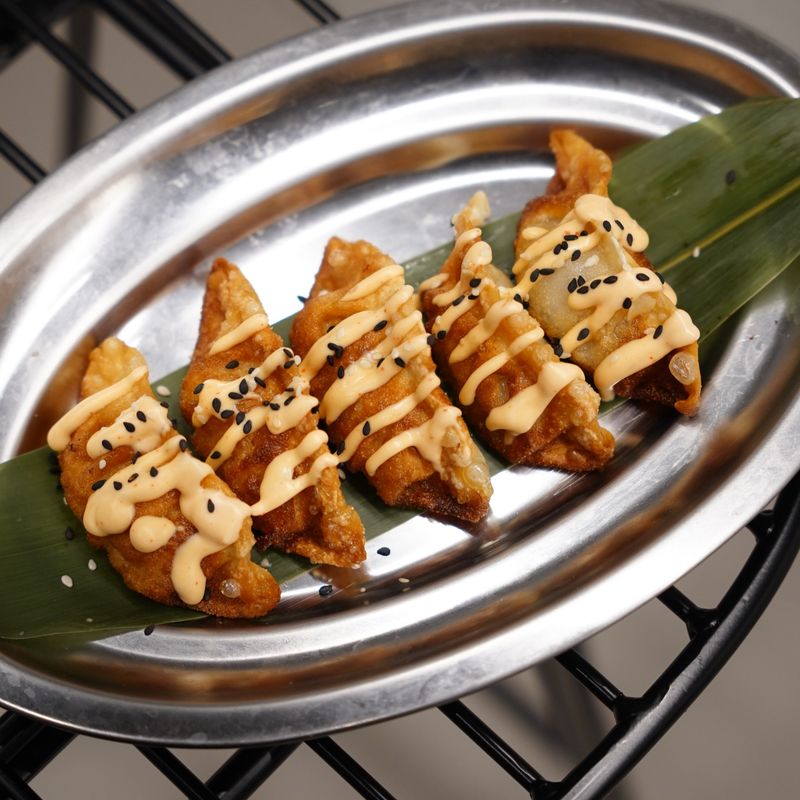 GYOZAS DE CERDO CRUJIENTES (6 UDS.)